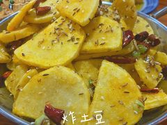 -六禾熏酱小酒馆·东北菜(海甸岛店)
