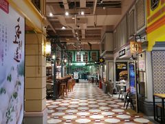 大堂-大食代美食广场(上海中心店)