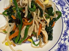 老南京素什锦-古都历食南京菜·烤鸭·鸭血粉丝·汤包(南京博物院店)