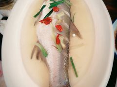 白鱼-丫丫蟹庄·苏式园林农家乐·阳澄湖大闸蟹(阳澄湖莲花岛店)