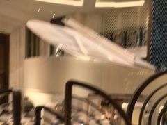 -浅深(世茂滨江精品店)