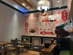 大堂-百事佳烧鸭牛腩(上海虹桥站店)