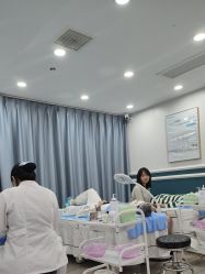-白博士祛痘·皮肤管理中心