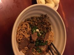 -佬钱湾仔(衣裳街店)