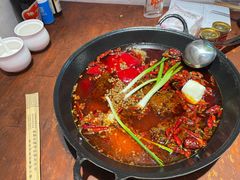 -四小区火锅·巷子里的重庆火锅(花照壁店)