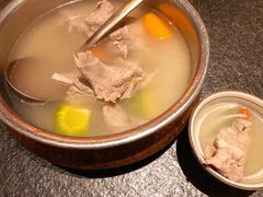 宁夏盐池滩羊手抓肉-丝路金桃·新疆菜(徐汇店)