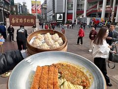 -馋三尺蟹粉小笼(人民广场店)