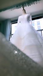 -雪莉美妆婚纱馆