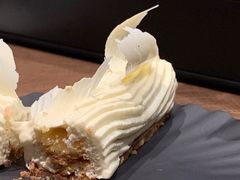 -潮一不贰·法式甜品·生日蛋糕·西式简餐(外滩店)