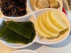 蔬菜拼-焯牛潮汕牛肉火锅(云峰街创始店)