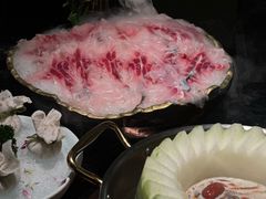 -得意咚瓜·顺德鱼生·冬瓜火锅(深圳首店)