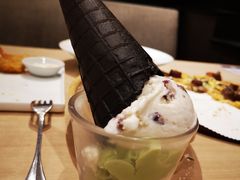 双球冰淇淋-必胜客(松雷店)