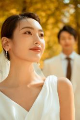 -樱花婚纱摄影