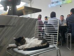 -UNI UNI(环亚凯瑟琳店)