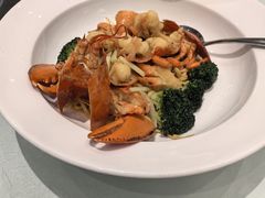 -万龙洲海鲜(大兴绿地缤纷城店)