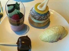 -澳门旅游塔360°旋转餐厅(南湾湖广场店)