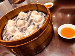 鲜肉小笼-德兴馆(山西南路店)