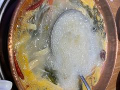 -洱火云南酸菜牛肉火锅(石景山当代商城店)