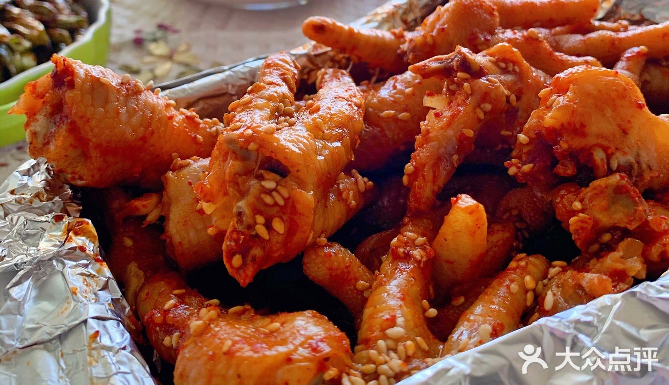 烤箱美食，烤香辣鸡爪，软糯Q弹，好吃。