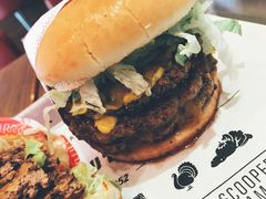 -FATBURGER 特富客汉堡(外交公寓店)