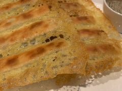 金牌锅贴-春发生饭店·非遗(南院门店)