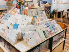 -猫的天空之城概念书店(印象城购物中心店)