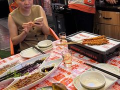 -威记烧嘢·南宁烧烤·超级生牛(绿地店)