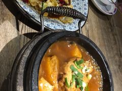 石锅豆腐-蜜桃餐厅·江浙融合菜(荟聚购物中心店)