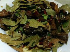 -唐师傅湘西名菜馆(武陵路店)