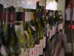 -肆海小川菜酒馆Wine Bistro (青年路店)