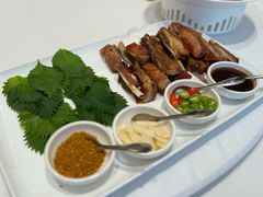 -品海楼·大连海胆锅贴馆(东港店)
