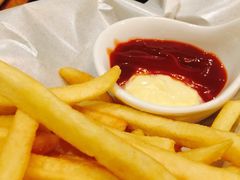 -百好乐宠物友好餐厅(朝外大街店)