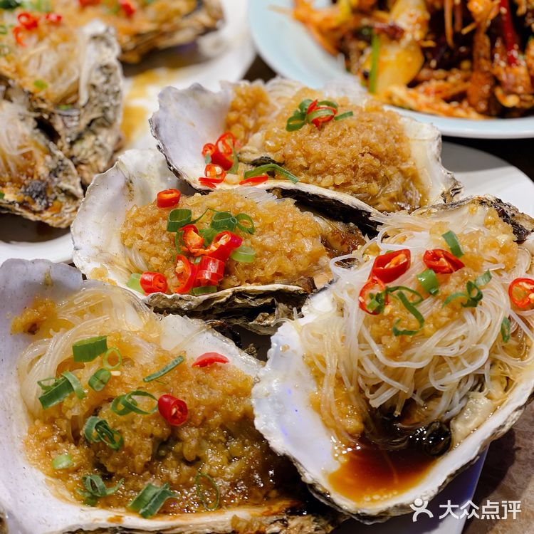 大连本地人都会常去的海鲜烧烤店——红码头！