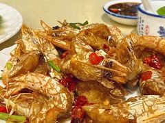 -三亚火车头万人海鲜广场