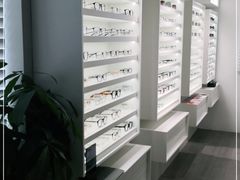 -目艮眼镜SHOWROOM(品牌集合店)