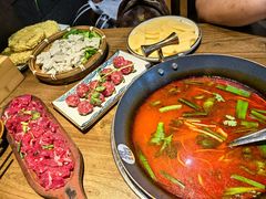 -贵厨酸汤牛肉(小十字店)