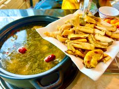 -蘑统田下·野生菌火锅