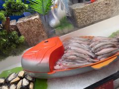 -四囍码头海鲜烧烤自助火锅(外滩南京东路悦荟广场店)