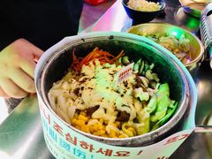 拉丝奶酪肥牛石锅拌饭-Meet Sun韩式大排档(五一广场7MALL店)