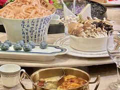 -小天鹅火锅·一线江景洪鼎旗舰店(洪崖洞店)