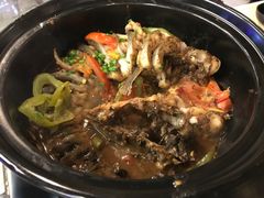 -刘姐啤酒鱼民族演艺餐厅(西街总店)