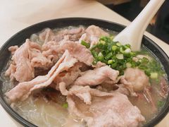 文胸粉-鑫馨餐厅