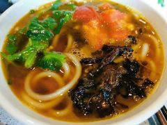 油鸡枞米线-半山腰·云南菜(侨福芳草地店)