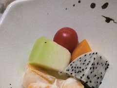 -金马门国际美食百汇(珞喻路店)