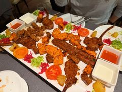 碎牛肉饼烤肉拼盘-Efes Turkish & Mediterranean Cuisine 艾菲斯餐厅(陆家嘴店)