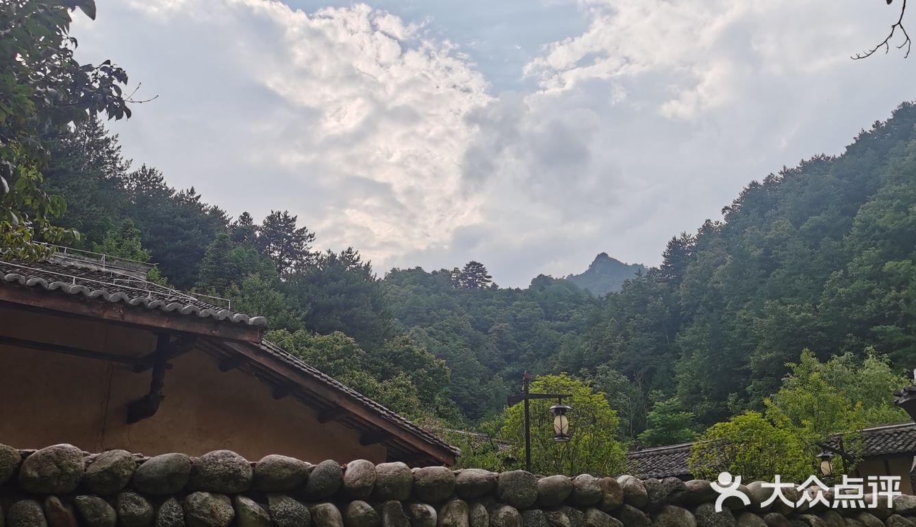 避暑佛坪沙窩村