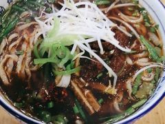 -镇南锅盖面馆(解放路店)