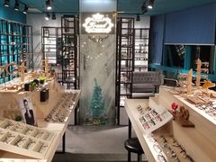 -Trend1881视光·蔡司视觉(领展广场店)