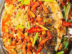 -鸣记脆皮烤鱼·海鲜烤鱼(三八广场店)