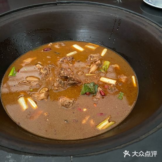 雪乡东北铁锅炖(澳博路店)